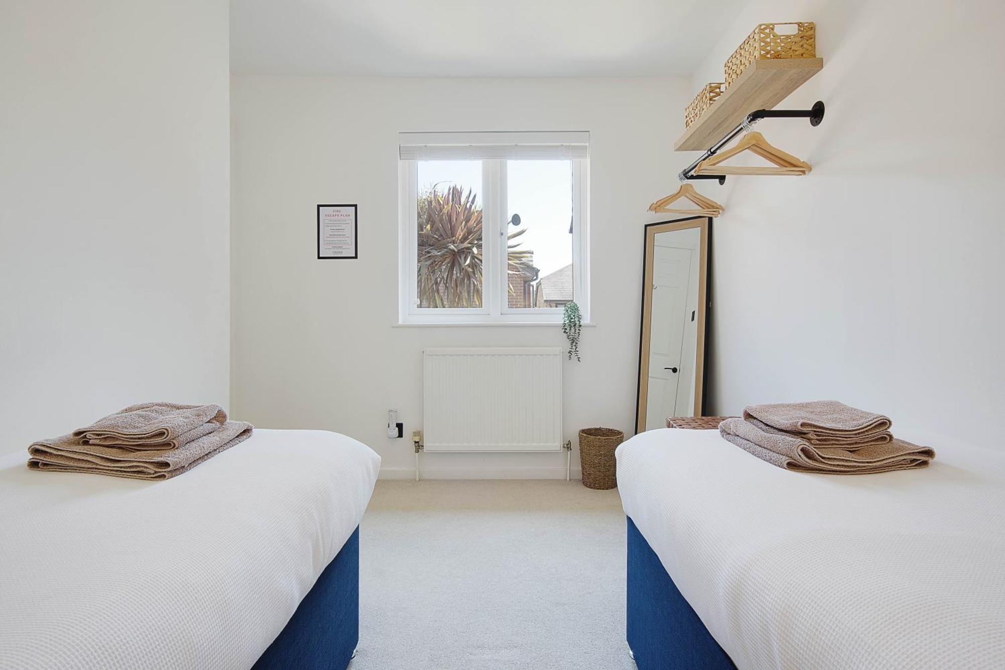 פול The Nook - Cosy Coastal Retreat Near Sandbanks מראה חיצוני תמונה