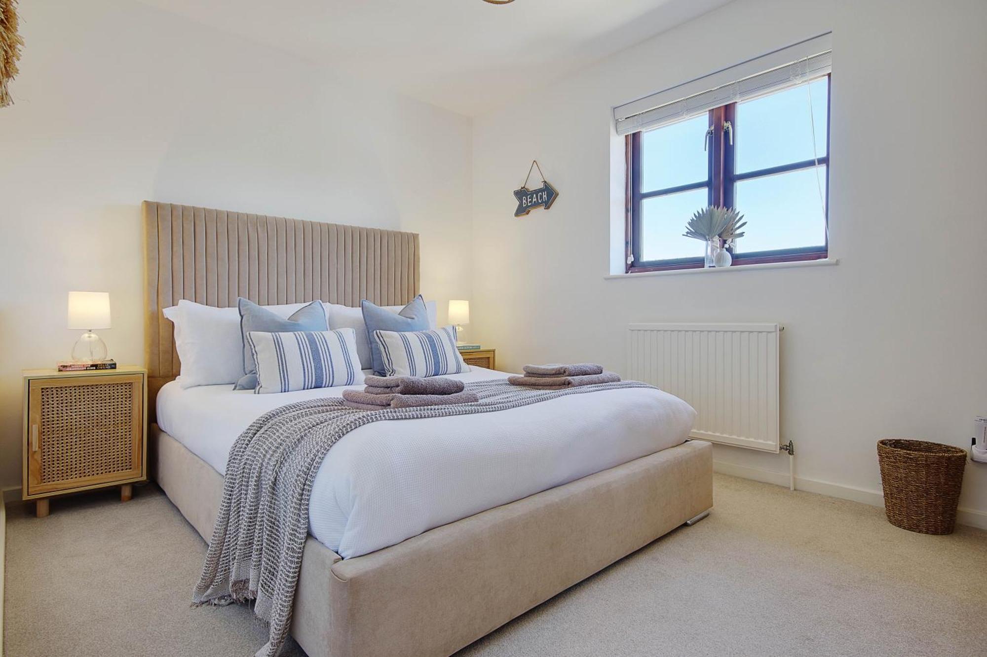 פול The Nook - Cosy Coastal Retreat Near Sandbanks מראה חיצוני תמונה